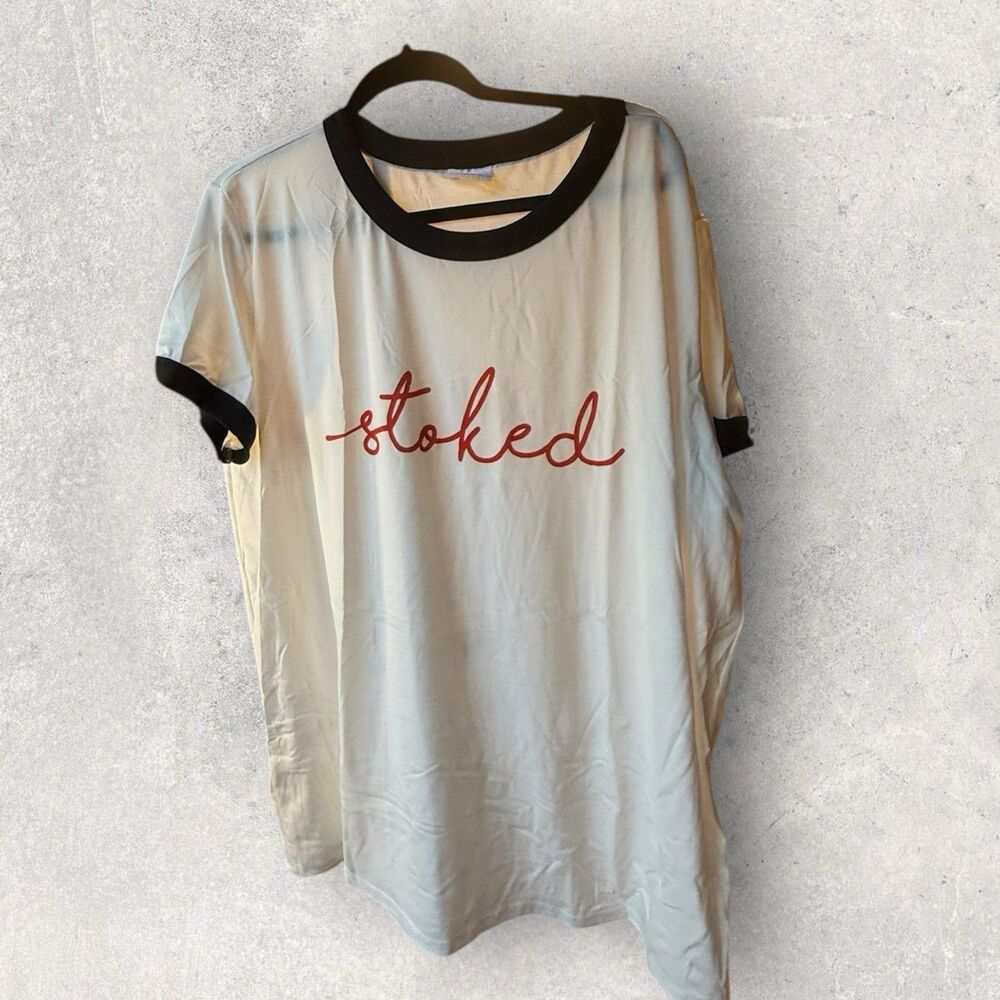 LulaRoe Liv Tshirt-Size 3XL-White With Black And Red “Stoked”  Print Shirt-NWT